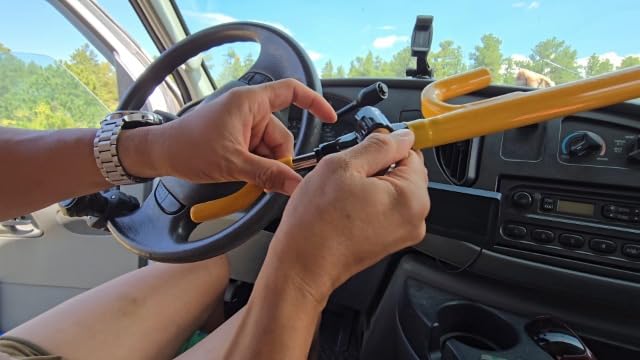 Tevlaphee Steering Wheel Lock Anti-Theft Device Security Car Lock Anti Theft Car Device Visible Antitheft Locking Devices Adjustable Car Wheel Lock for Cars with 3 Keys (Black)