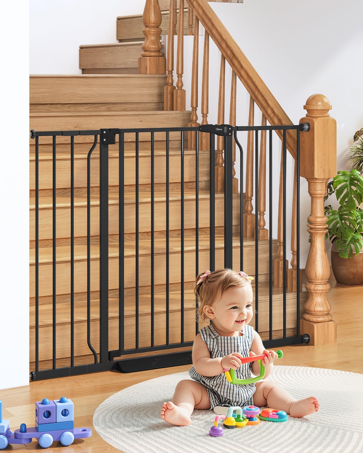 Baby Gate Auto Close, 29"-40" Dog Gate Indoor for Stairs & Doorways