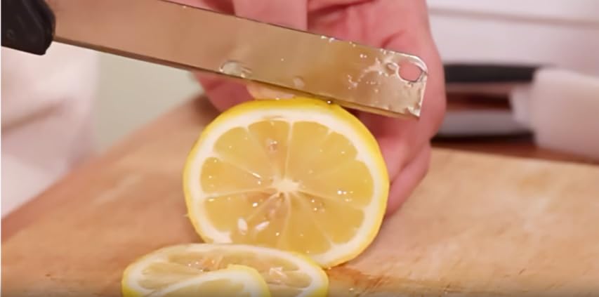 2 in 1 Kitchen Scissors for Food with Cutting Board, Safety Lock